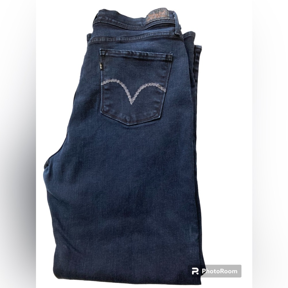 Levi’s Perfectly Slimming 512 Bootcut